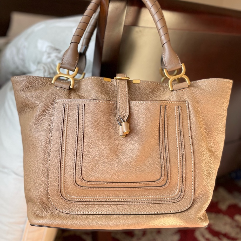 Chloe large Marcie Tote in nutmeg.